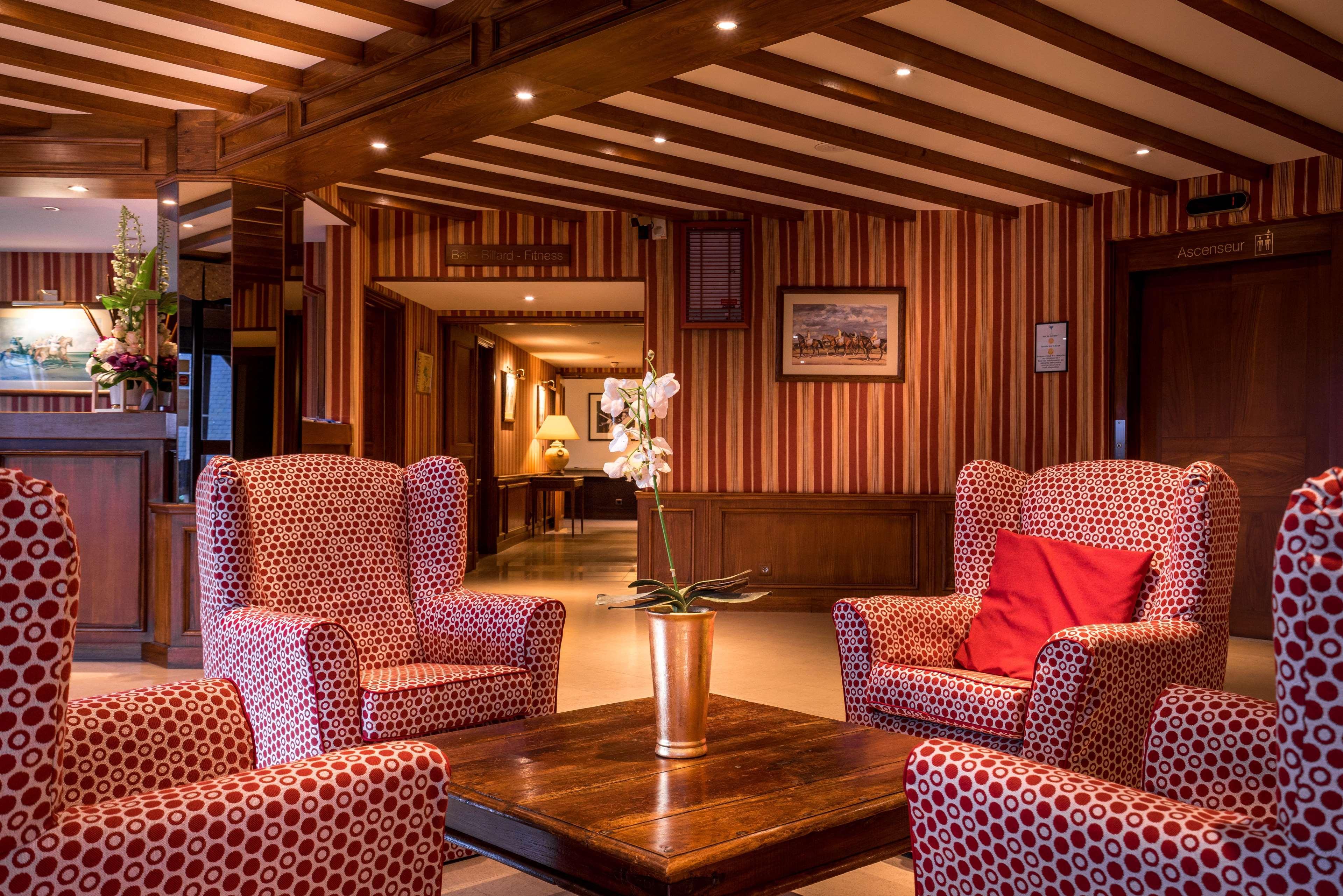 เบสต์ เวสเทิร์น พลัส โอสเตลรี ดู วาลง Hotel ทรูวิลล์-ซูร์-แมร์ ภายนอก รูปภาพ