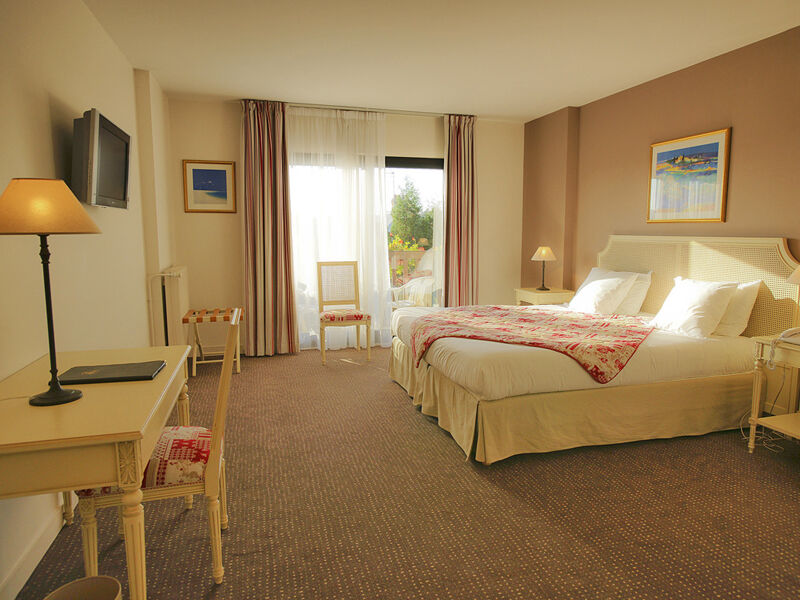 เบสต์ เวสเทิร์น พลัส โอสเตลรี ดู วาลง Hotel ทรูวิลล์-ซูร์-แมร์ ภายนอก รูปภาพ